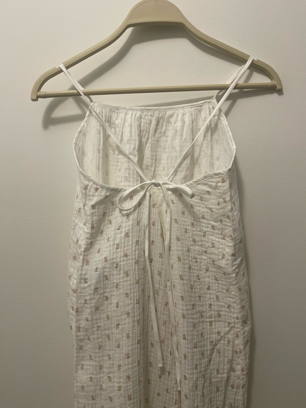 H&M DIVIDED White Gauze Seersucker Spaghetti-Strap Maxi Dress - Picture 6 of 9